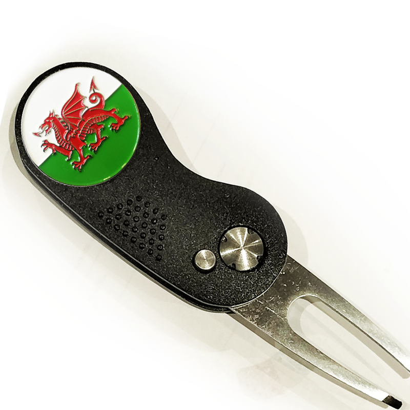 Customised Divot Tools - Golf Gifts UK - Golf wrapped up