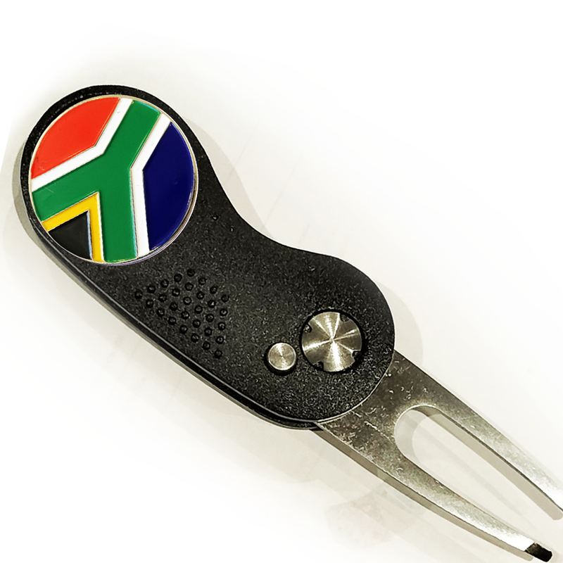 Customised Divot Tools - Golf Gifts UK - Golf wrapped up