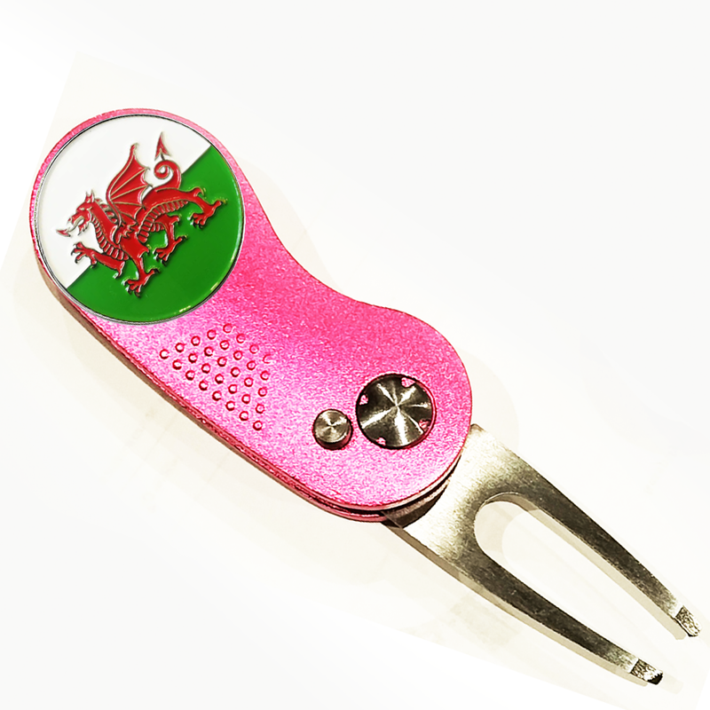 Customised Divot Tools - Golf Gifts UK - Golf wrapped up