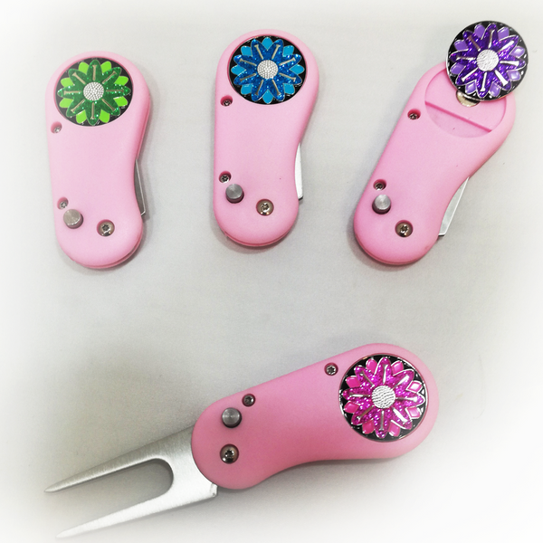 Divot tool and sparkly ball marker (pink) - Golf Gifts UK - Golf wrapped up